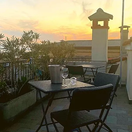 Casa Cavour 招待所 加尔达