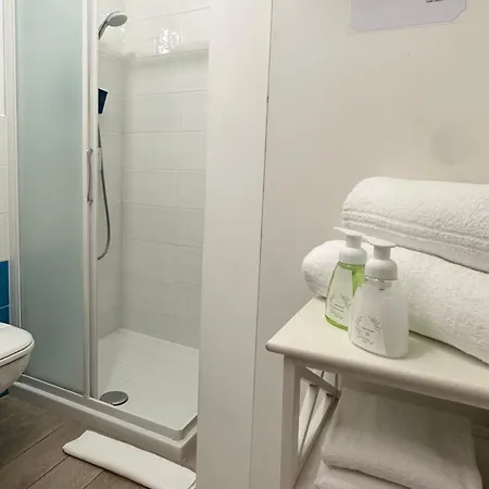 招待所 Casa Cavour 4*