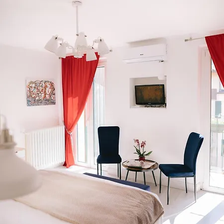 Casa Cavour 招待所 4*