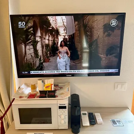 招待所 Casa Cavour 加尔达