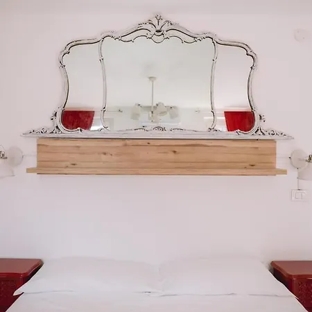 Casa Cavour Garde