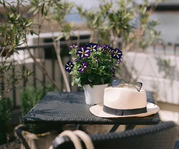 בית הארחה Casa Cavour גארדה