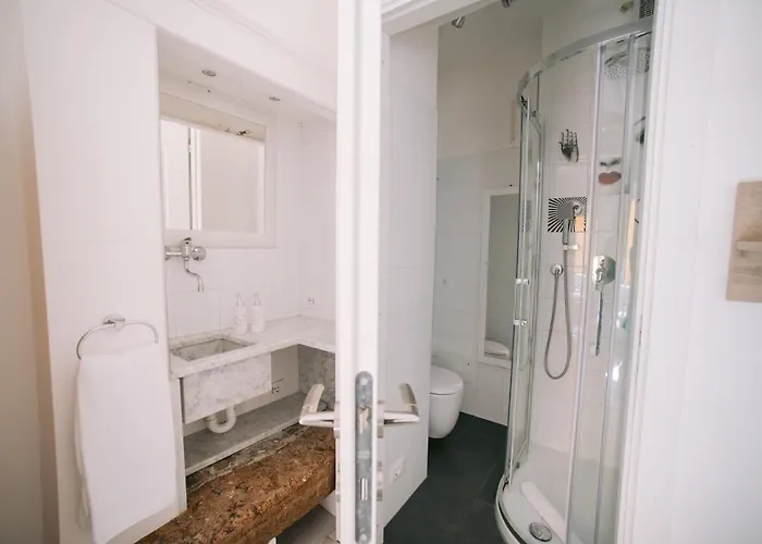 Casa Cavour בית הארחה גארדה