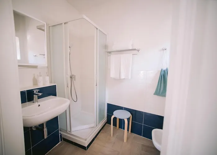 בית הארחה Casa Cavour גארדה